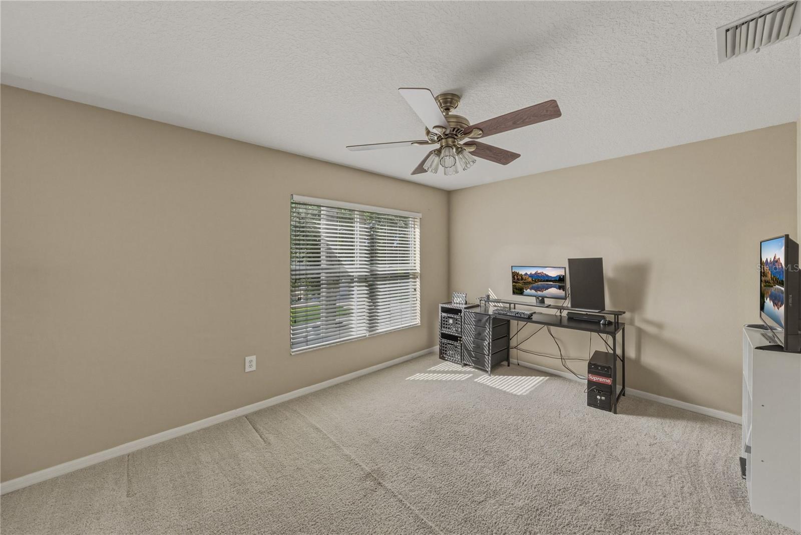 TWIN LAKES PARCELS D1 D3 & E - Residential