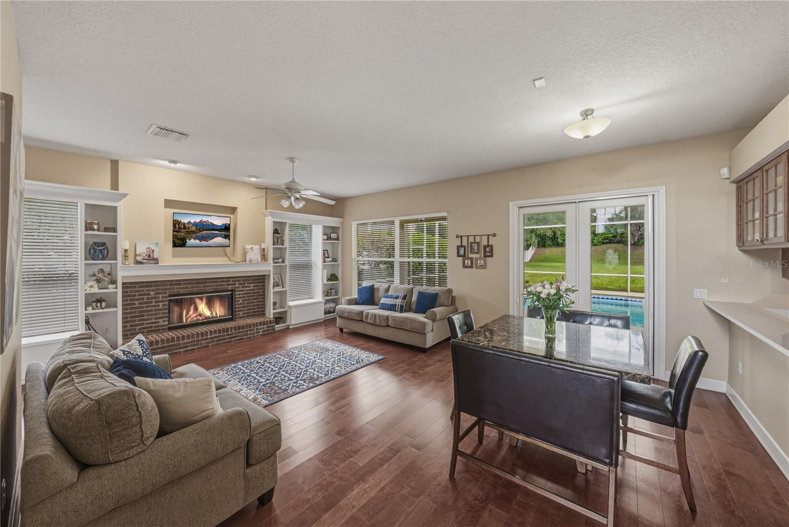 TWIN LAKES PARCELS D1 D3 & E - Residential