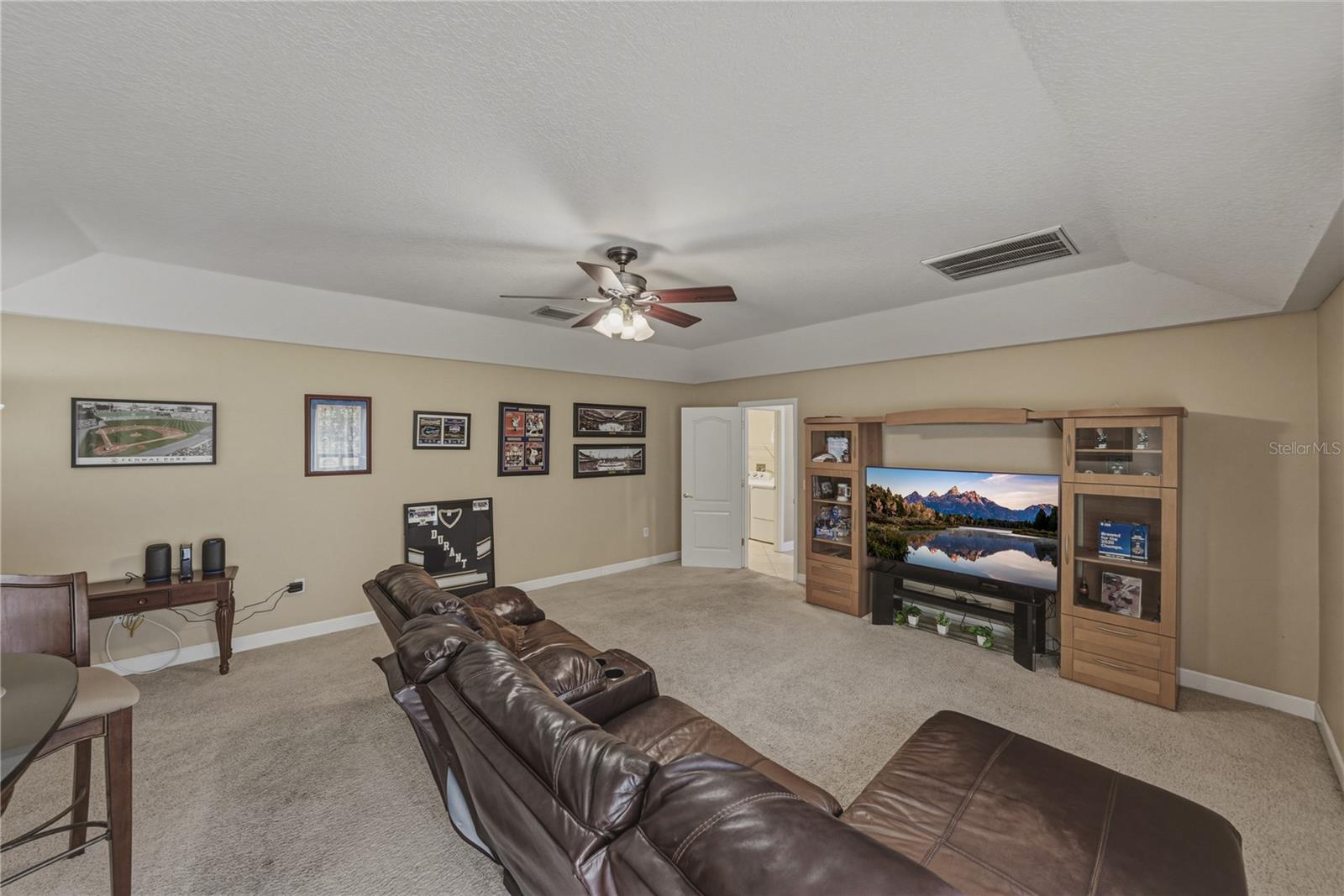 TWIN LAKES PARCELS D1 D3 & E - Residential