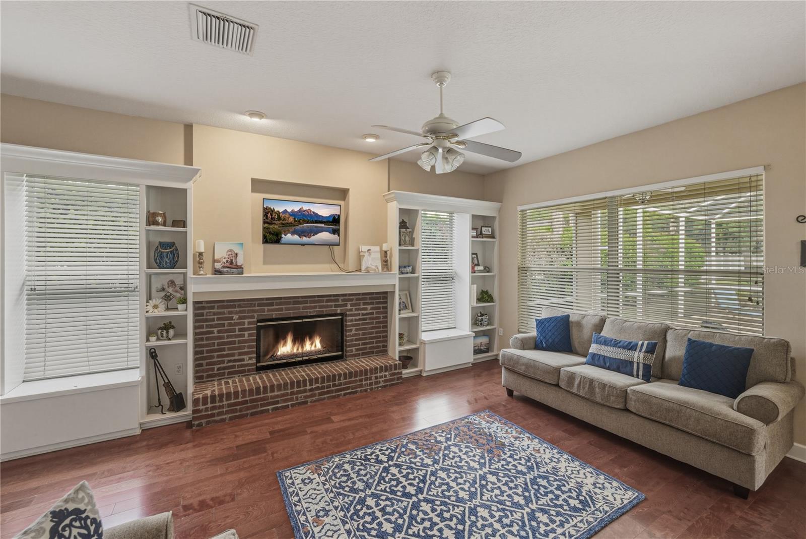 TWIN LAKES PARCELS D1 D3 & E - Residential