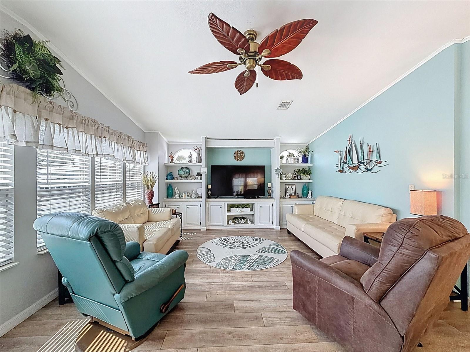 SWEETWATER GOLF & TENNIS CLUB - Residential