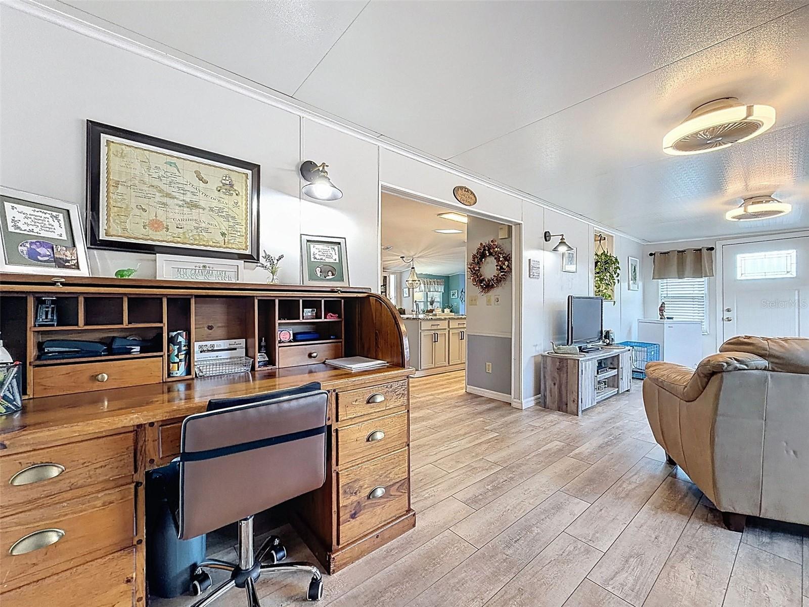 SWEETWATER GOLF & TENNIS CLUB - Residential