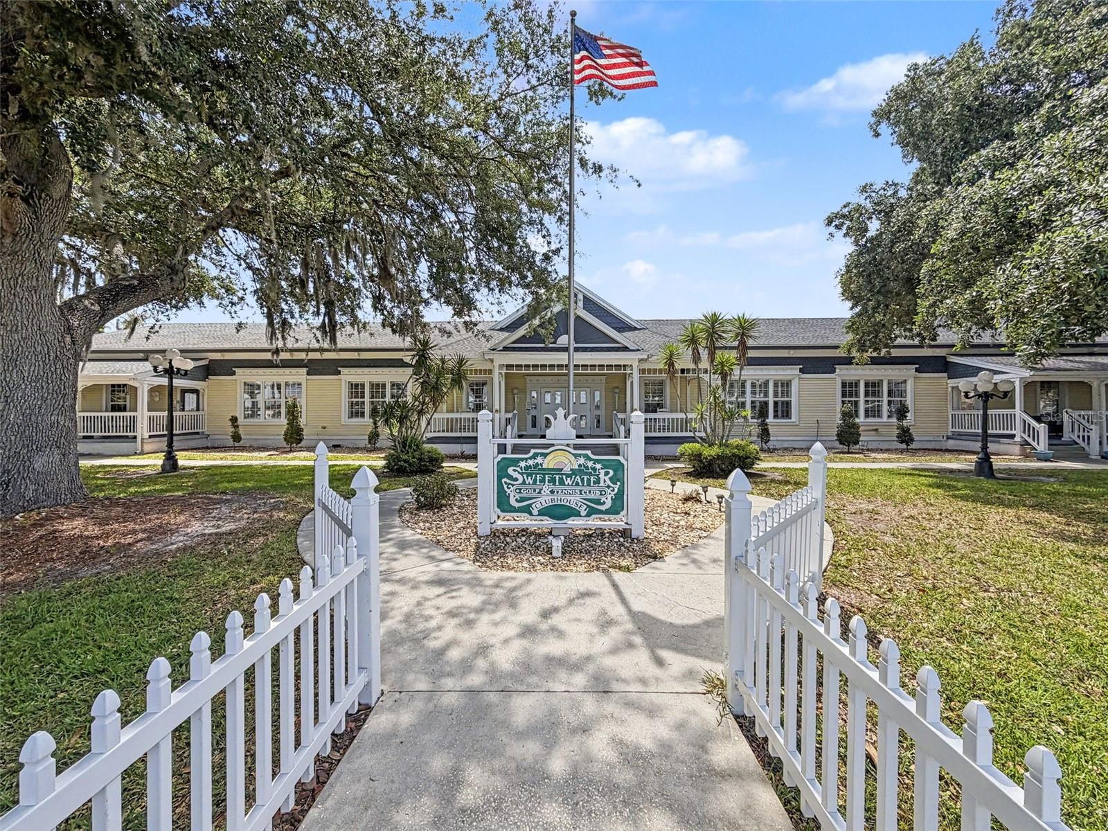 SWEETWATER GOLF & TENNIS CLUB - Residential