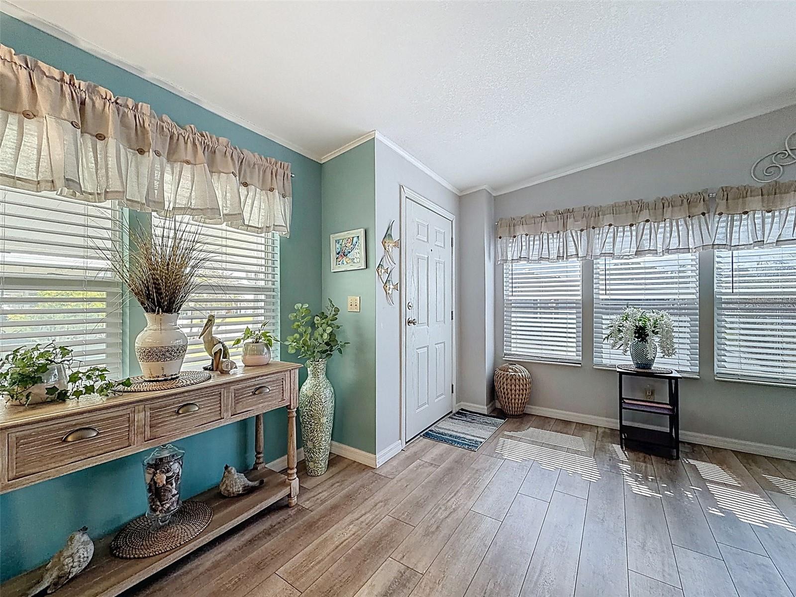 SWEETWATER GOLF & TENNIS CLUB - Residential