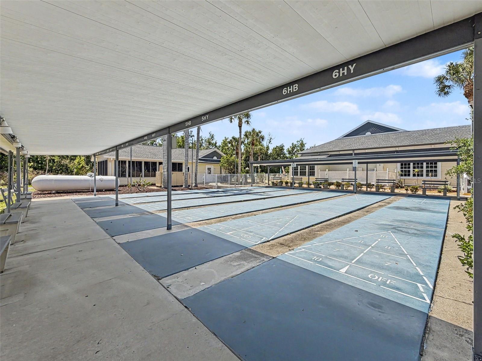 SWEETWATER GOLF & TENNIS CLUB - Residential