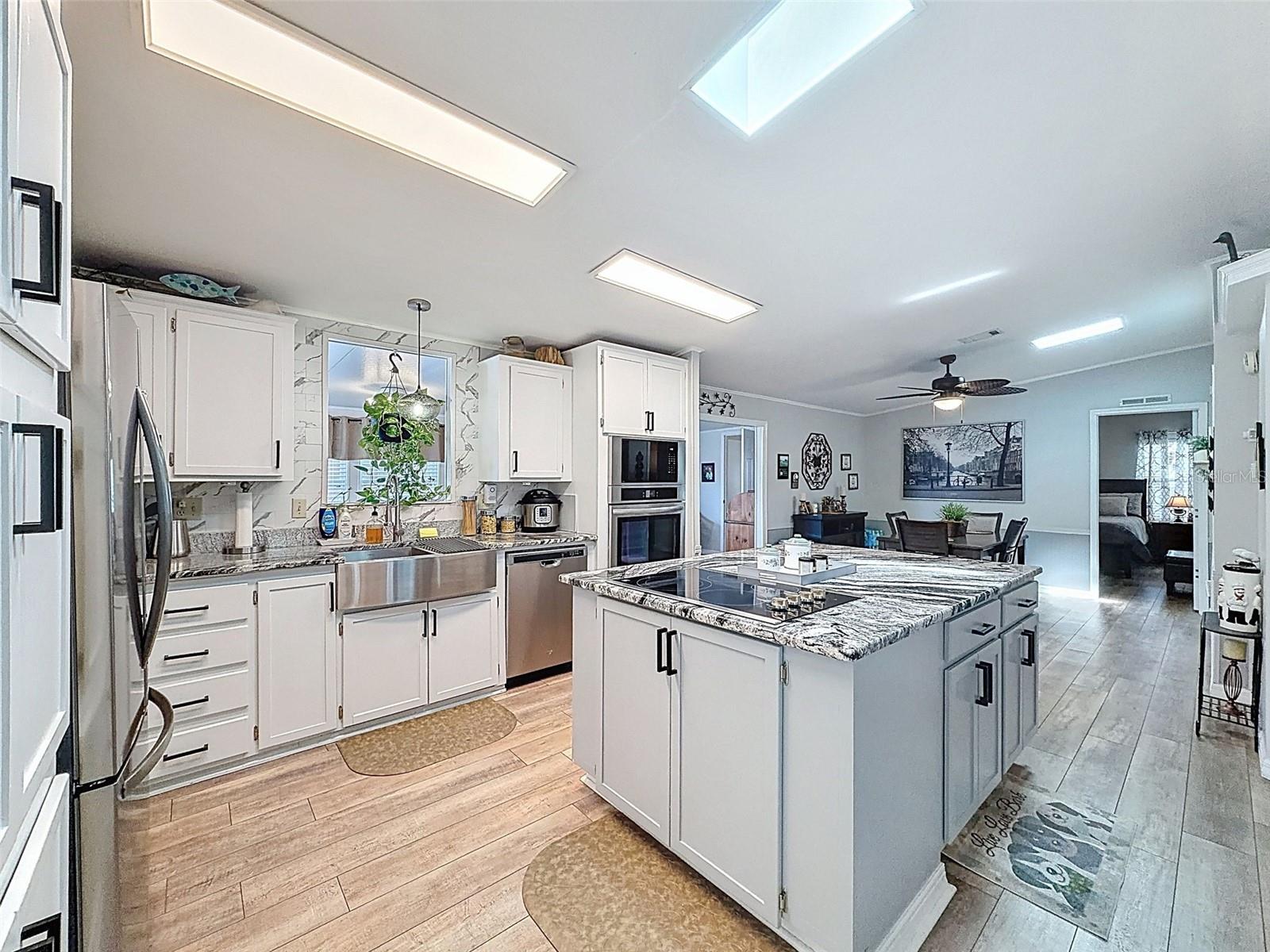 SWEETWATER GOLF & TENNIS CLUB - Residential