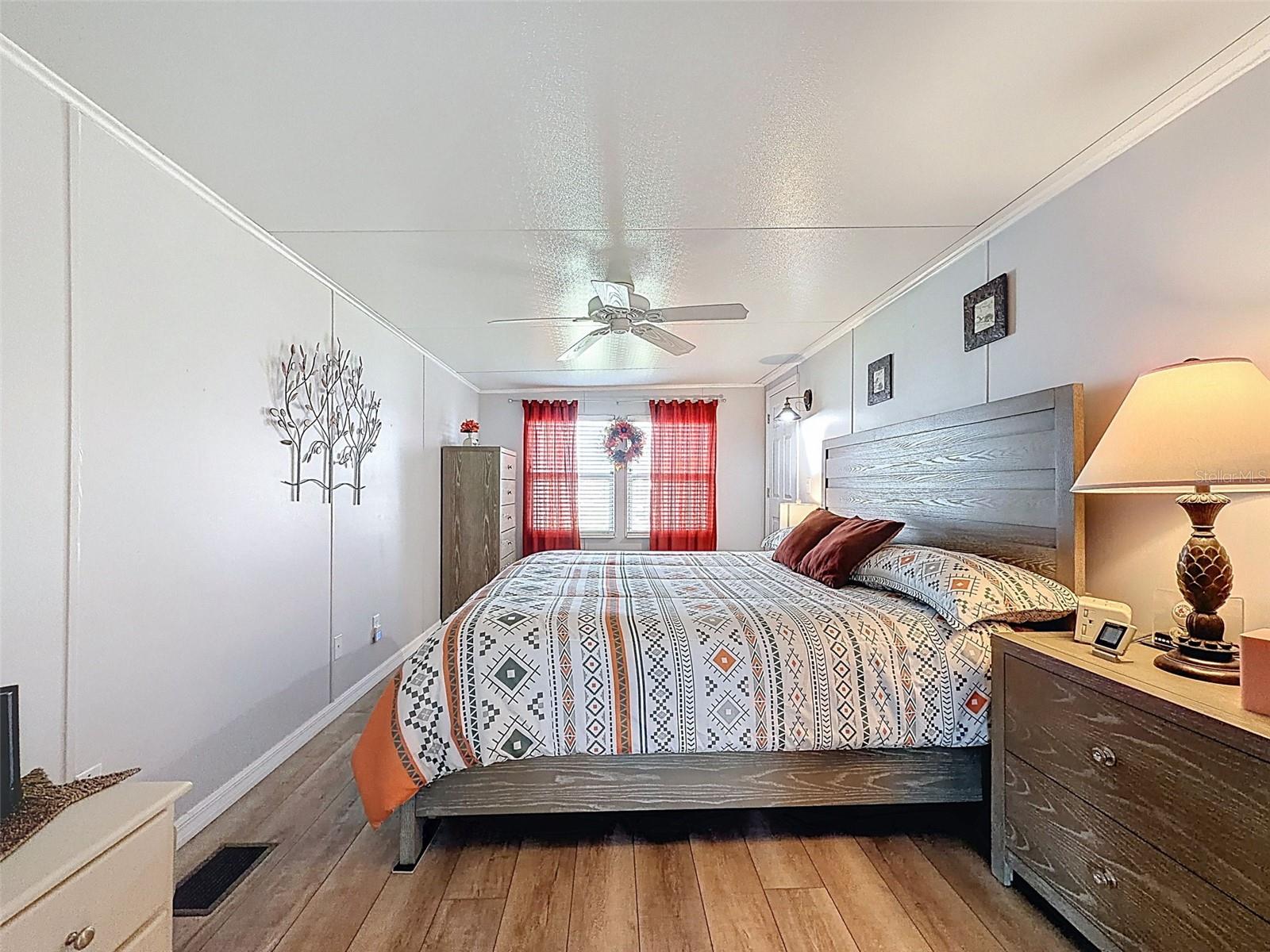 SWEETWATER GOLF & TENNIS CLUB - Residential