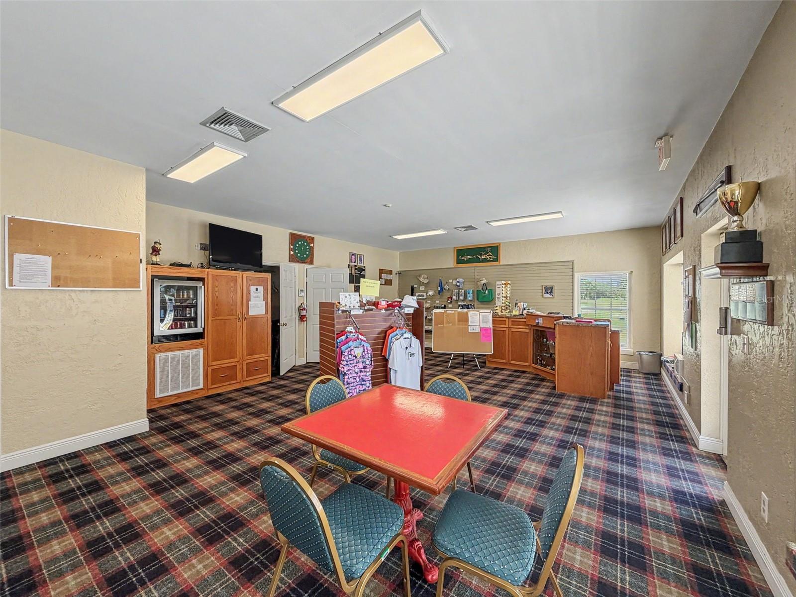 SWEETWATER GOLF & TENNIS CLUB - Residential