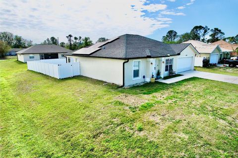 A home in NORTH PORT