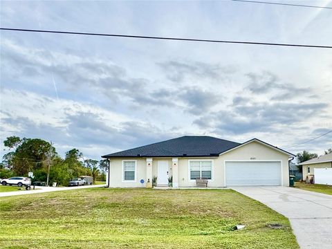 A home in NORTH PORT