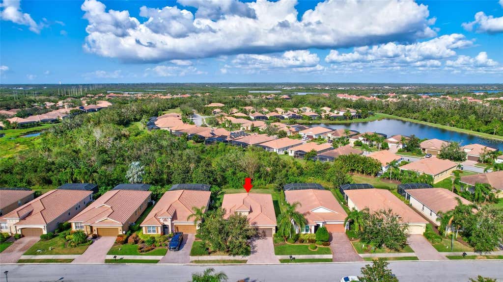 Photo of 9019 Heritage Sound Drive, Bradenton, FL 34212 (MLS # A4702238)