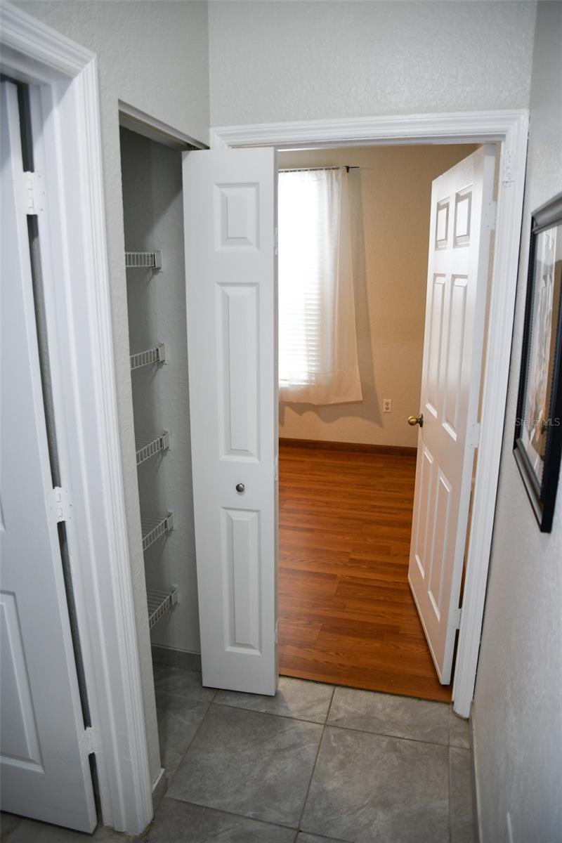 CRESCENT PLACE AT LAKE LOTUS CONDO - Residential