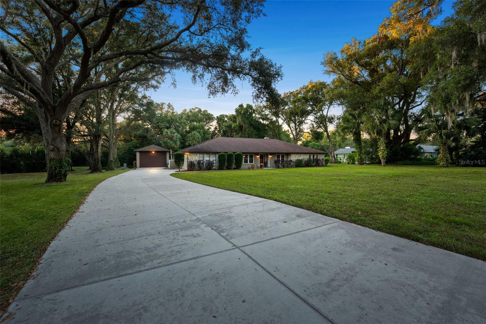 WESTWIND - Residential