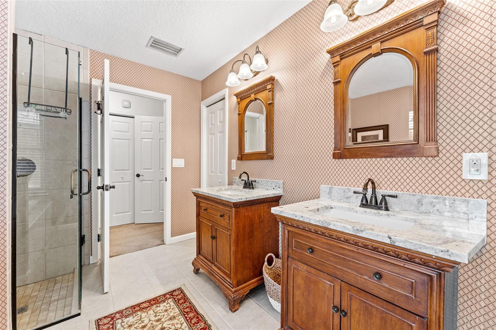 WESTWIND - Residential