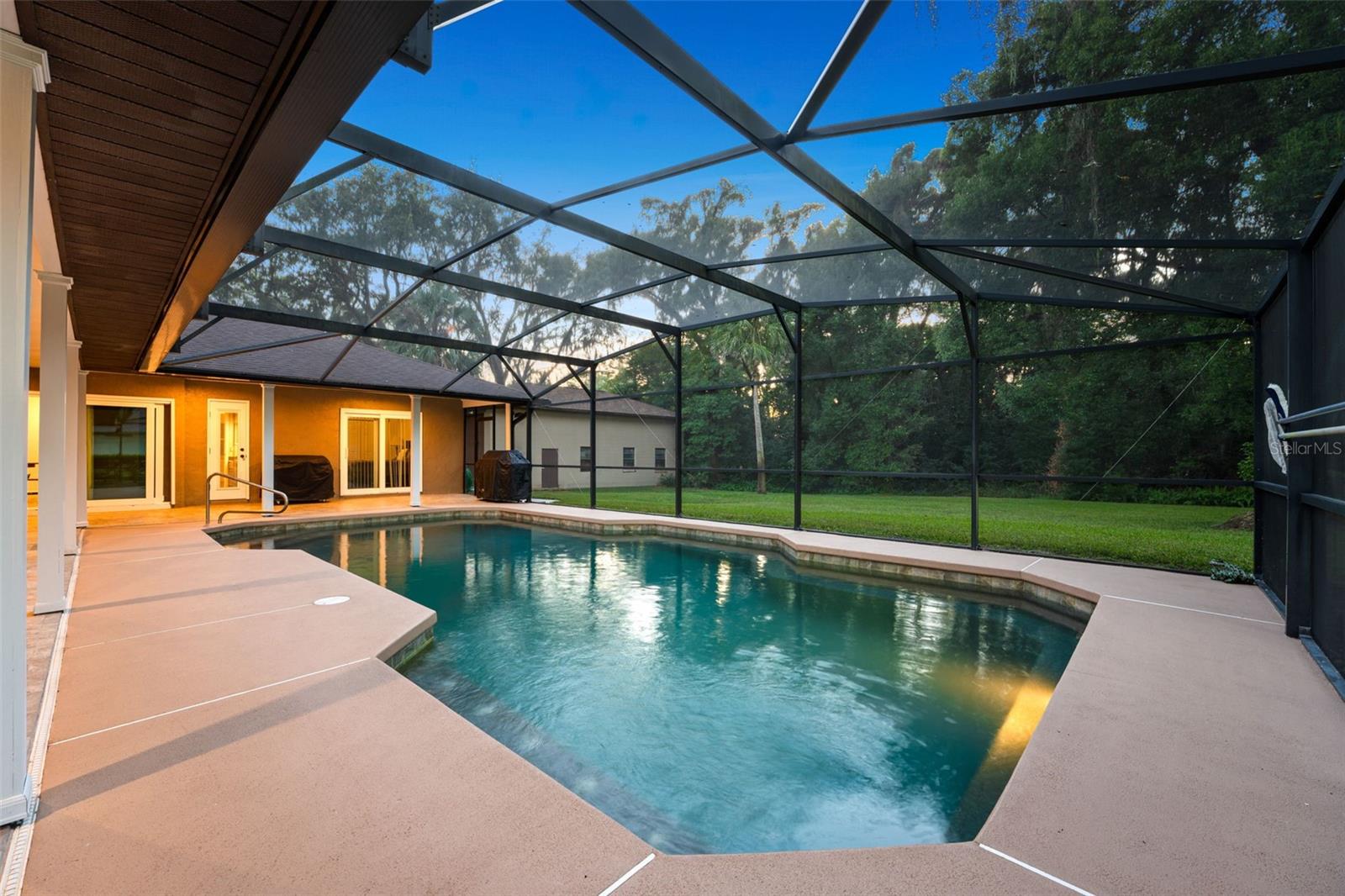 WESTWIND - Residential