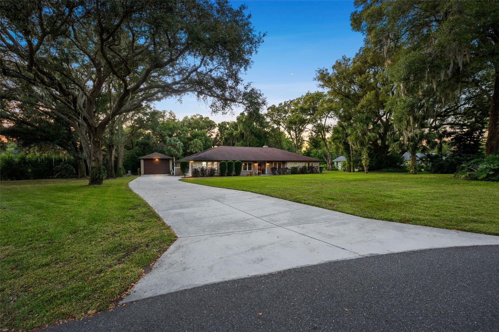 WESTWIND - Residential