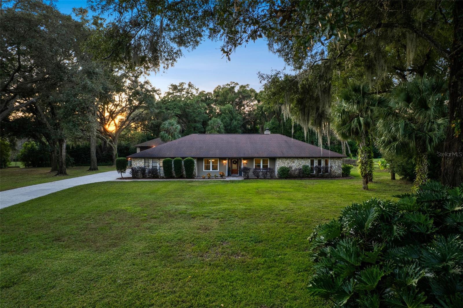 WESTWIND - Residential