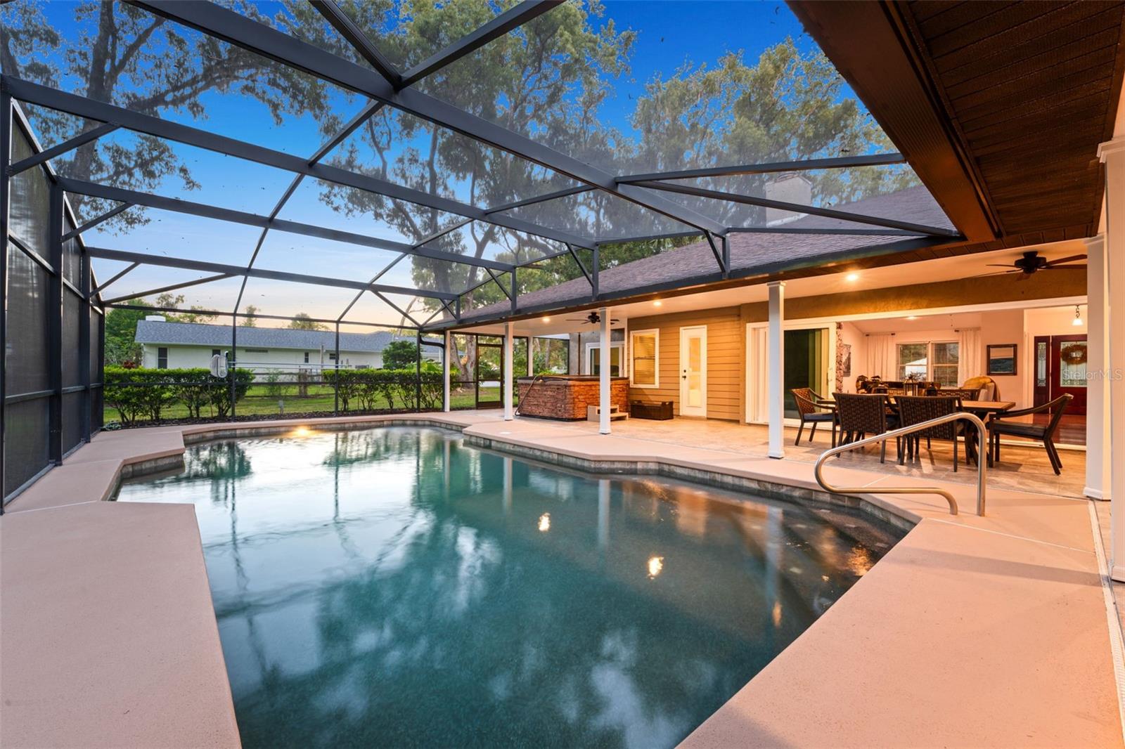 WESTWIND - Residential