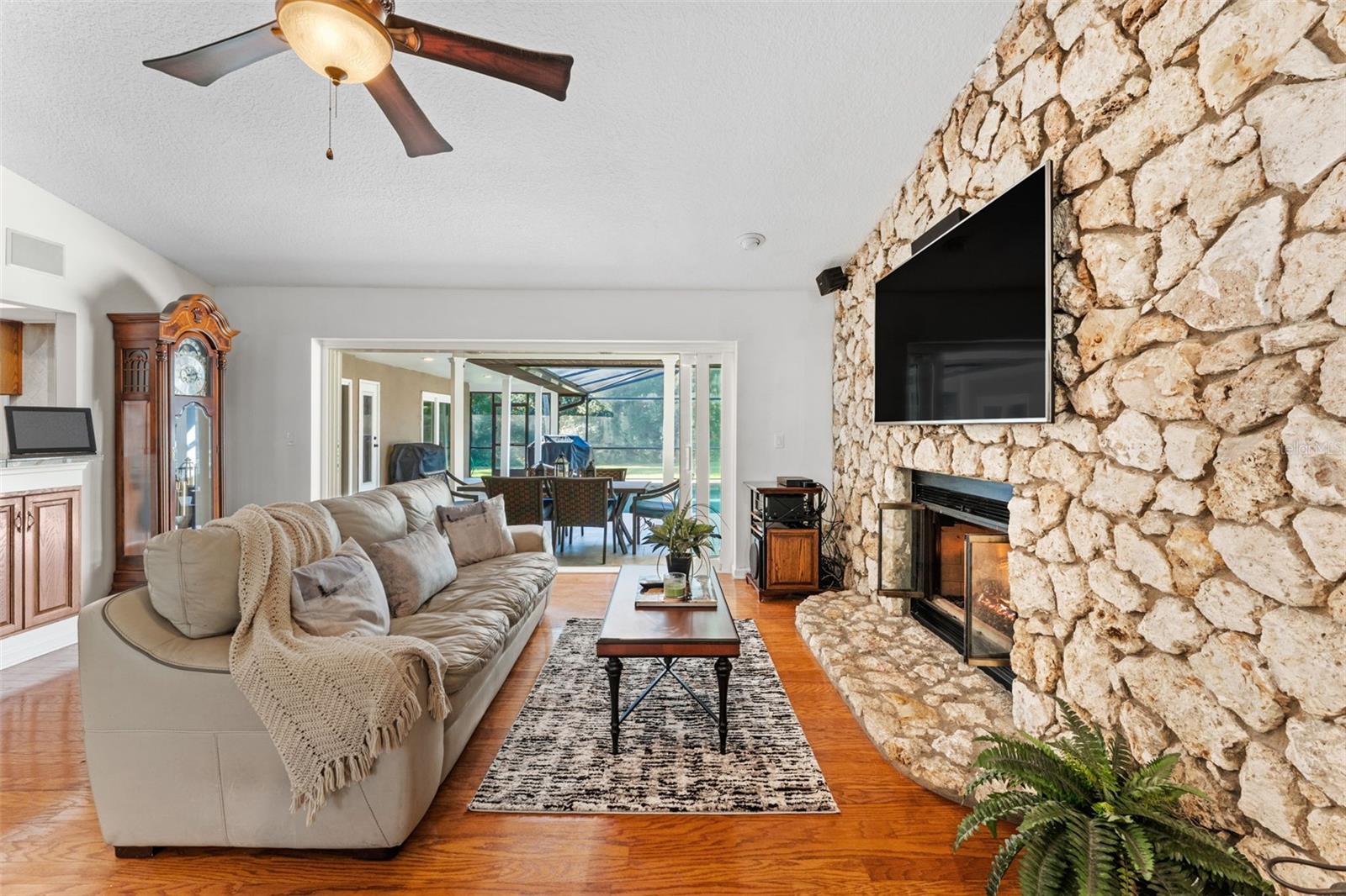 WESTWIND - Residential