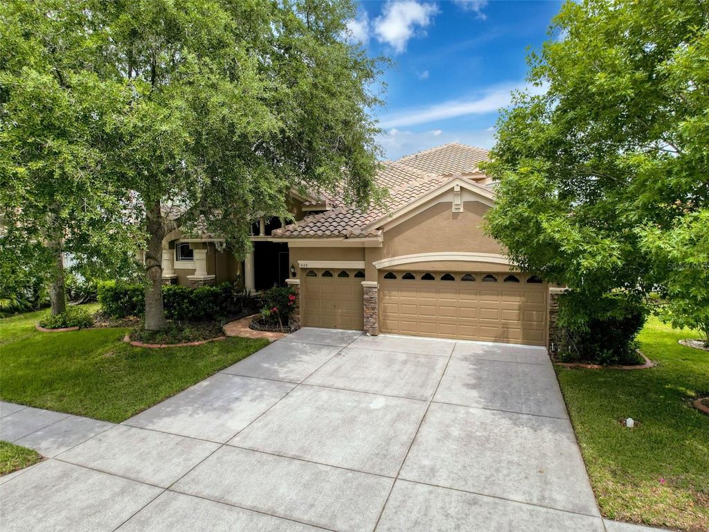 Photo of 9124 Topneck St, New Port Richey, FL 34654 (MLS # W7875256)