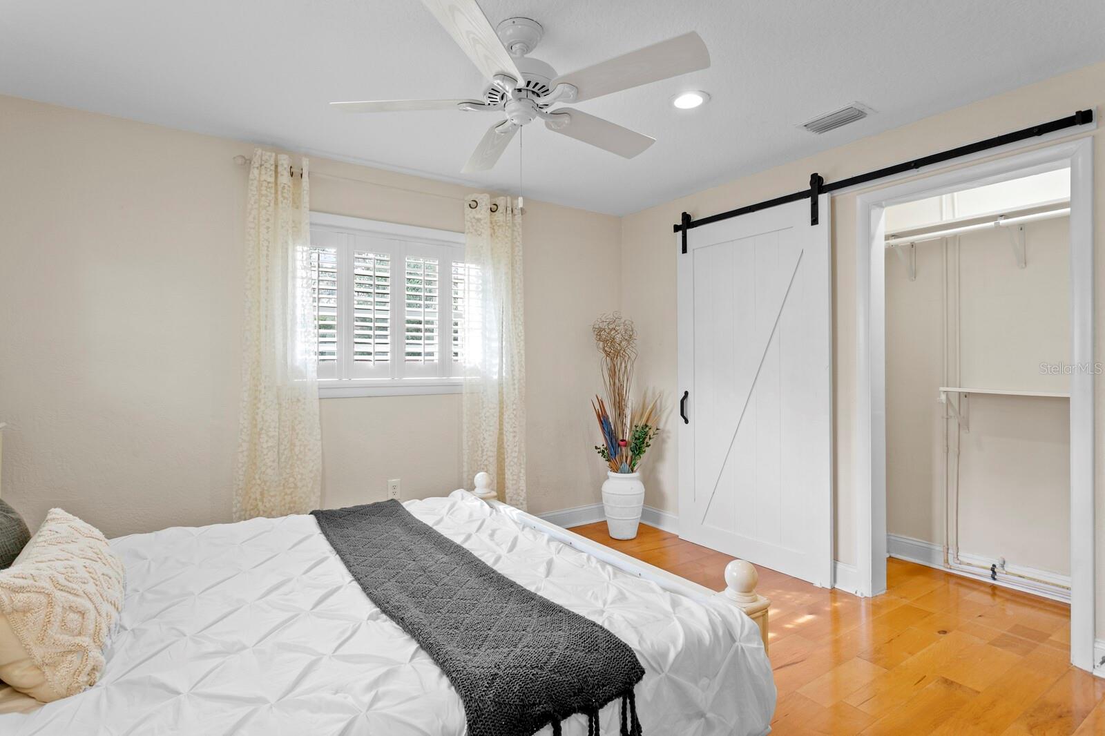 TEMPLE TERRACE ESTATES - Residential