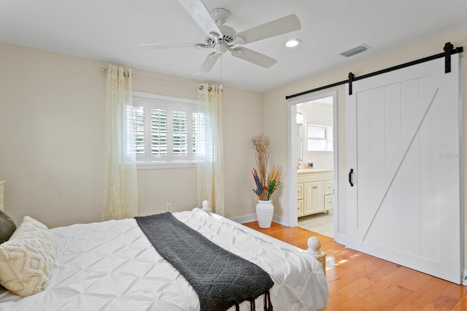 TEMPLE TERRACE ESTATES - Residential