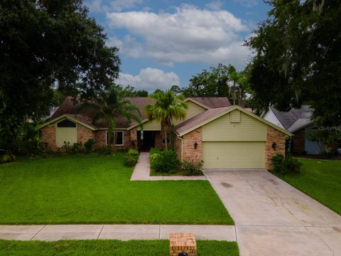 A home in VALRICO