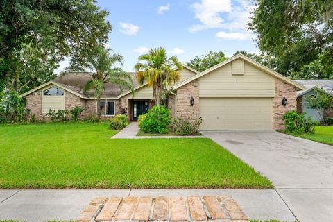 A home in VALRICO