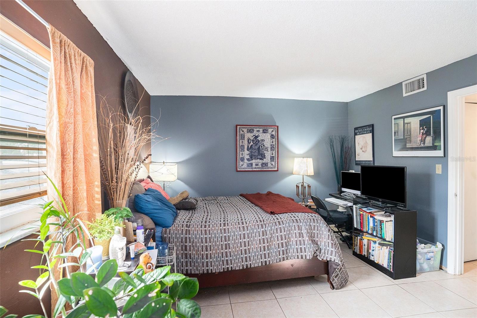 GATEWAY BY THE BAY - Residential