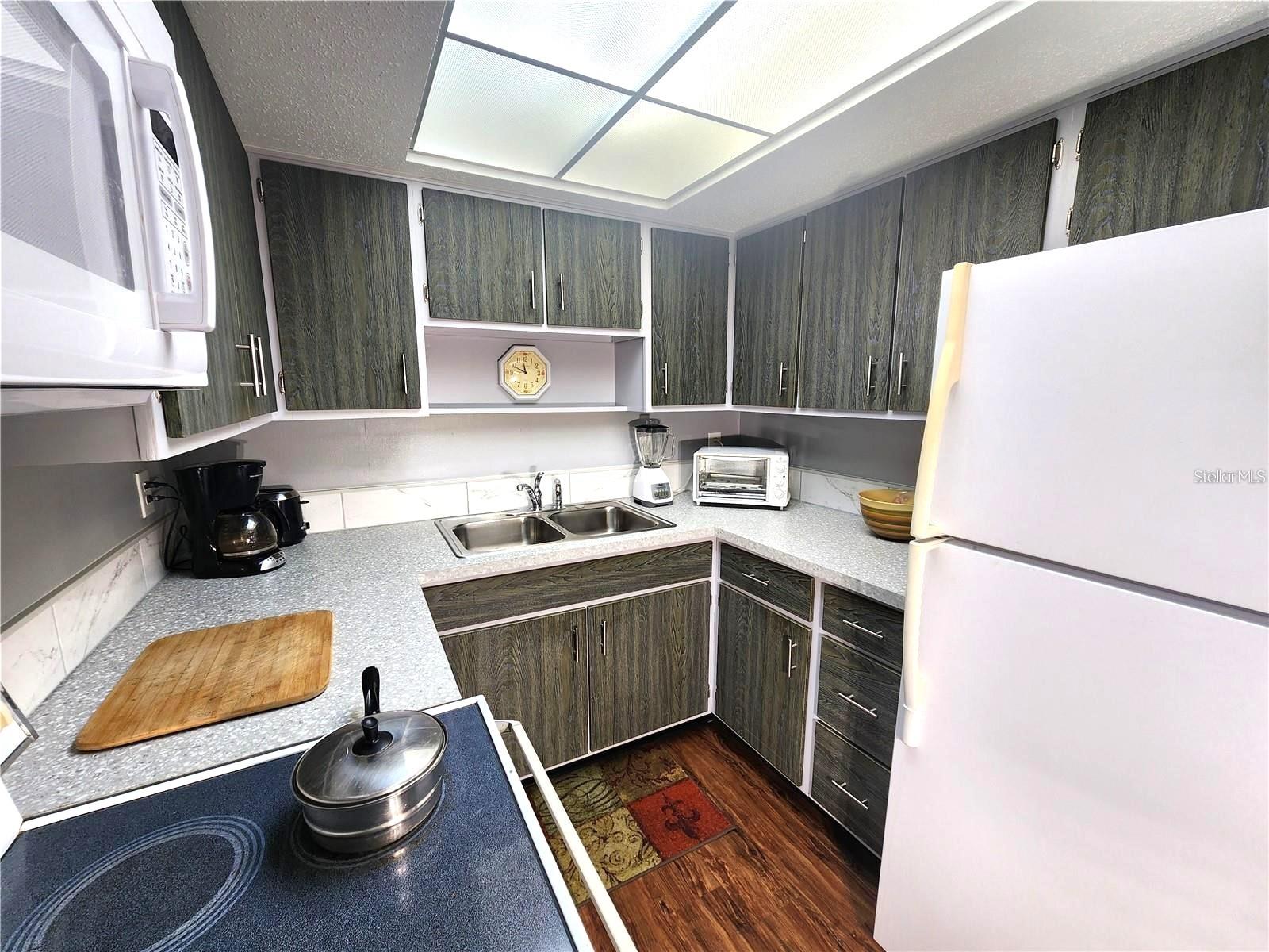 HAMPSHIRE HOUSE - Residential