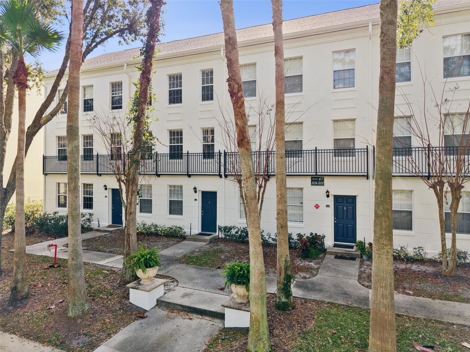 1012 WATERSIDE DRIVE