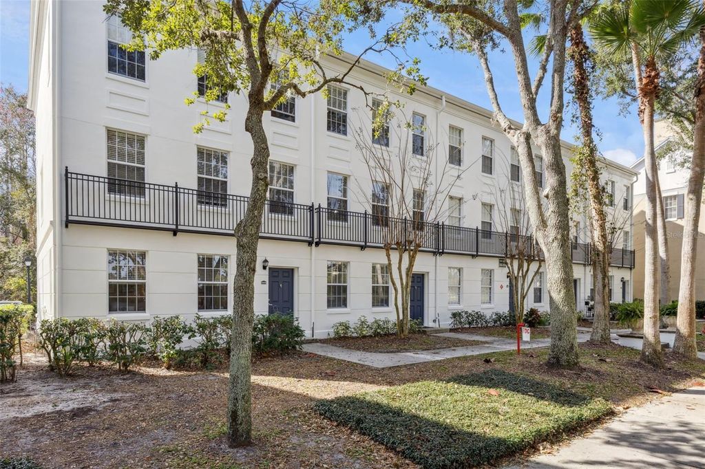 Photo of 1012 Waterside Drive, Celebration, FL 34747 (MLS # S5142520)