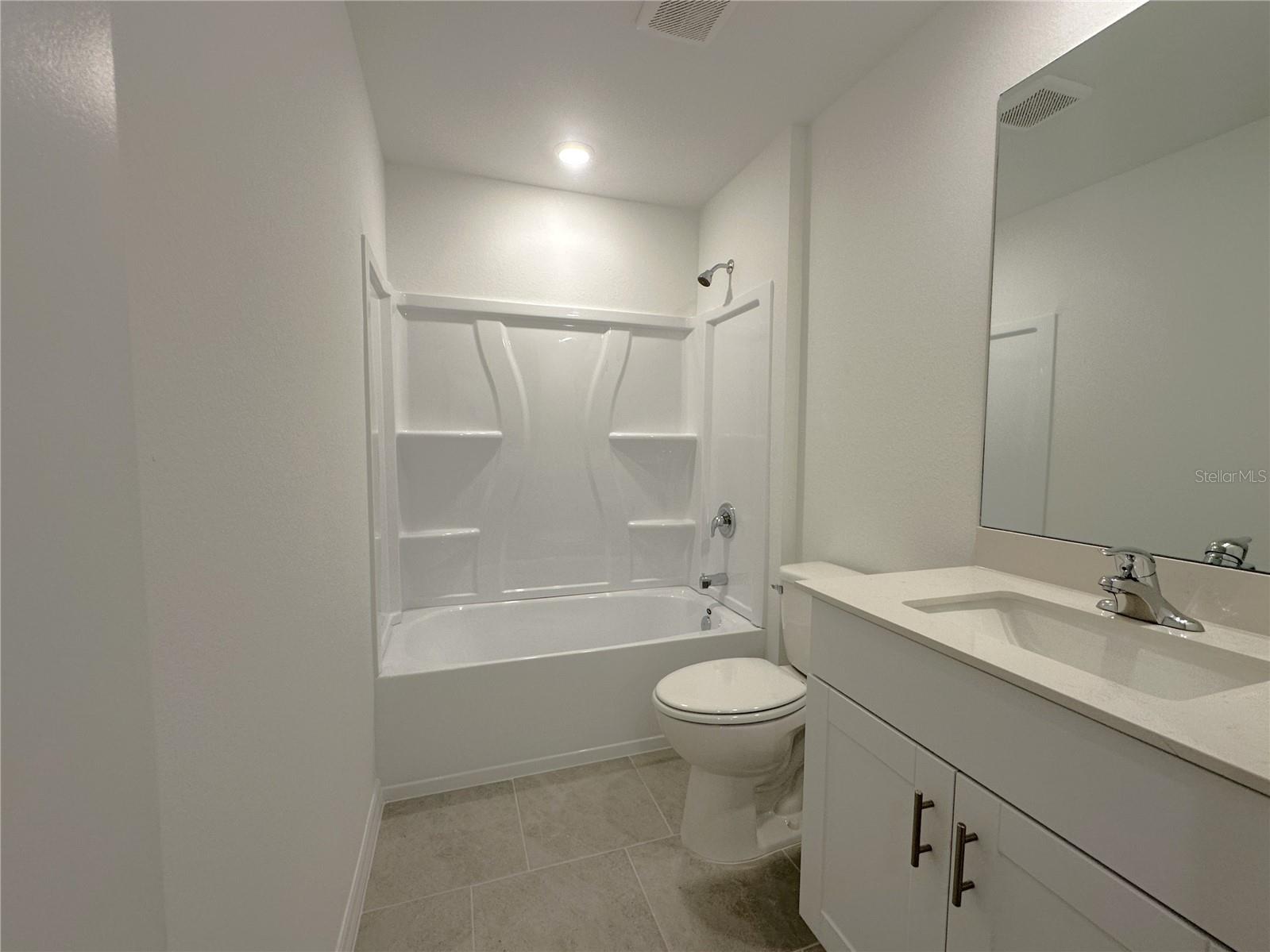 WILLOW - Residential Lease