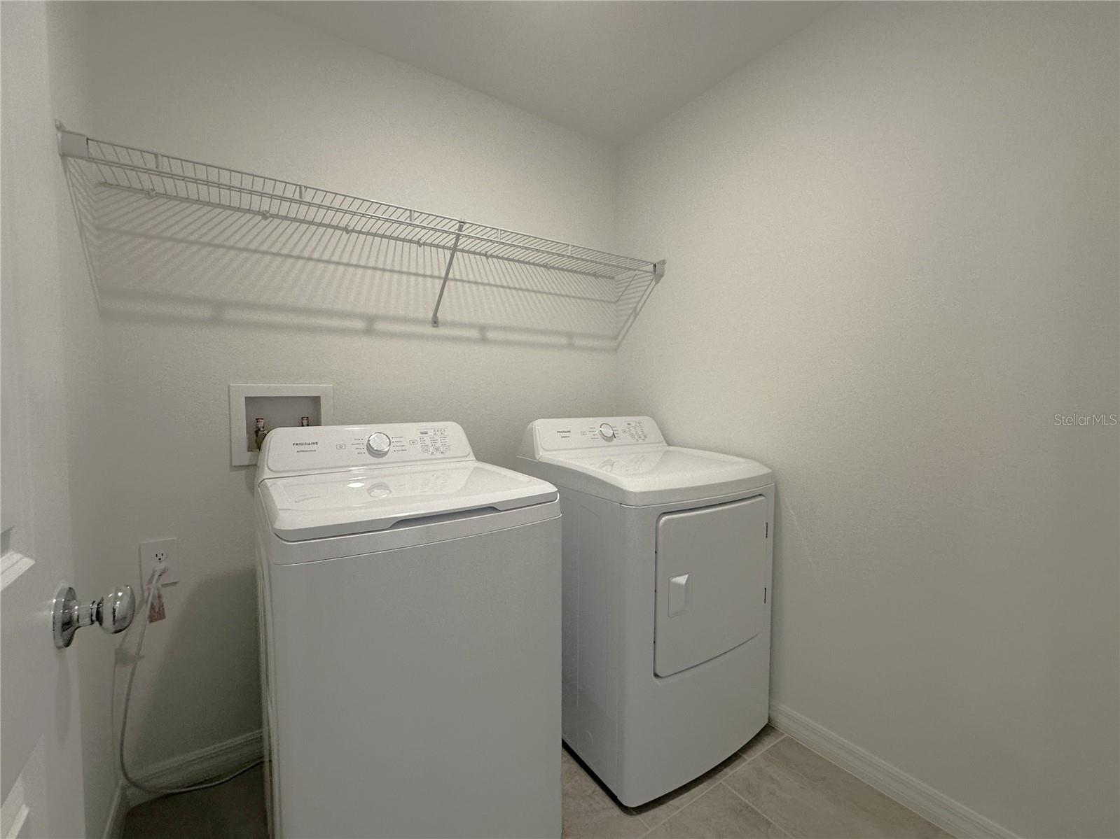 WILLOW - Residential Lease