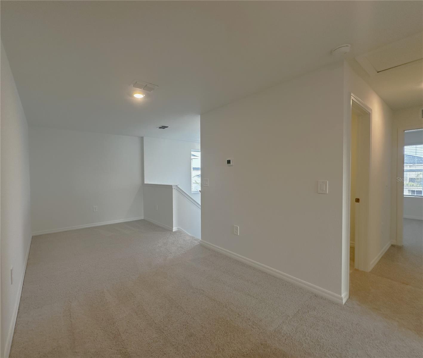 WILLOW - Residential Lease