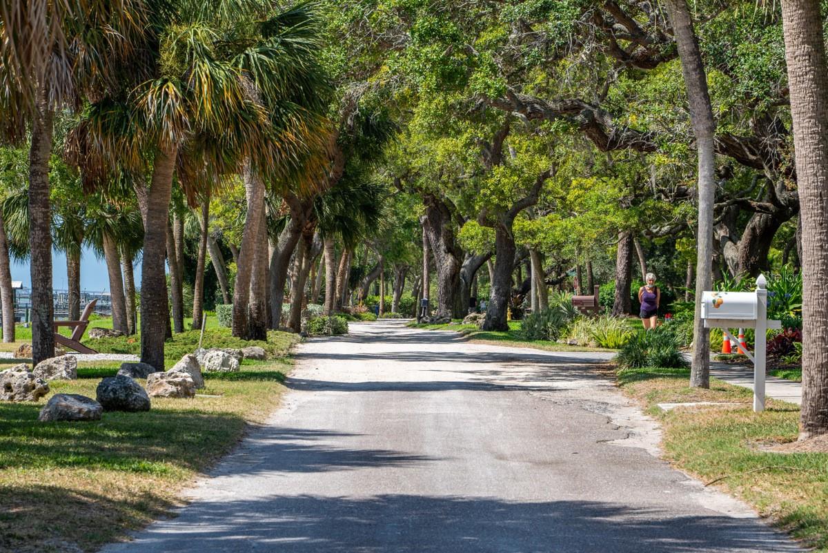 SCOTS LANDING - Residential