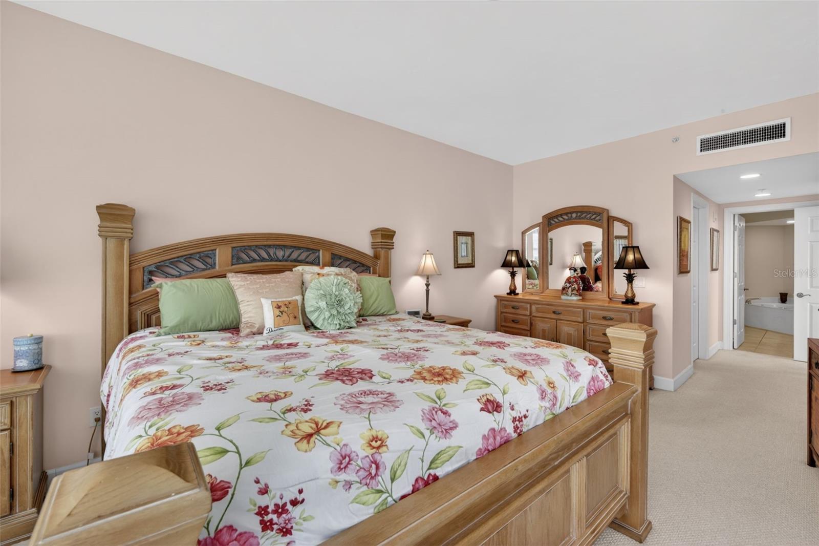 VISTA DEL SOL/BURNT STORE MARI - Residential