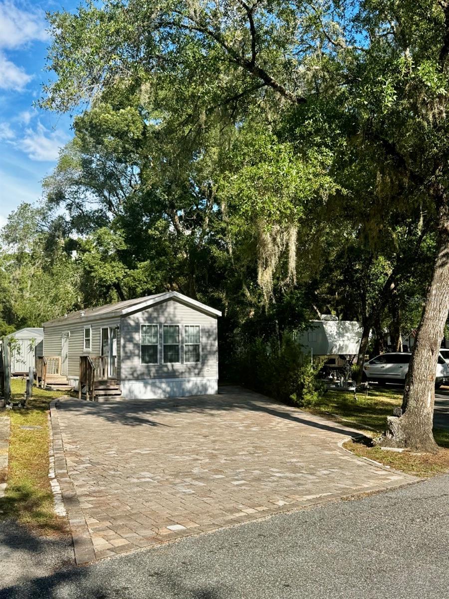 SALT SPRINGS RESORT CONDOMINIUM - Residential