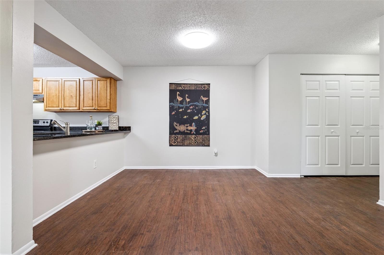 OXFORD SQUARE CONDO - Residential