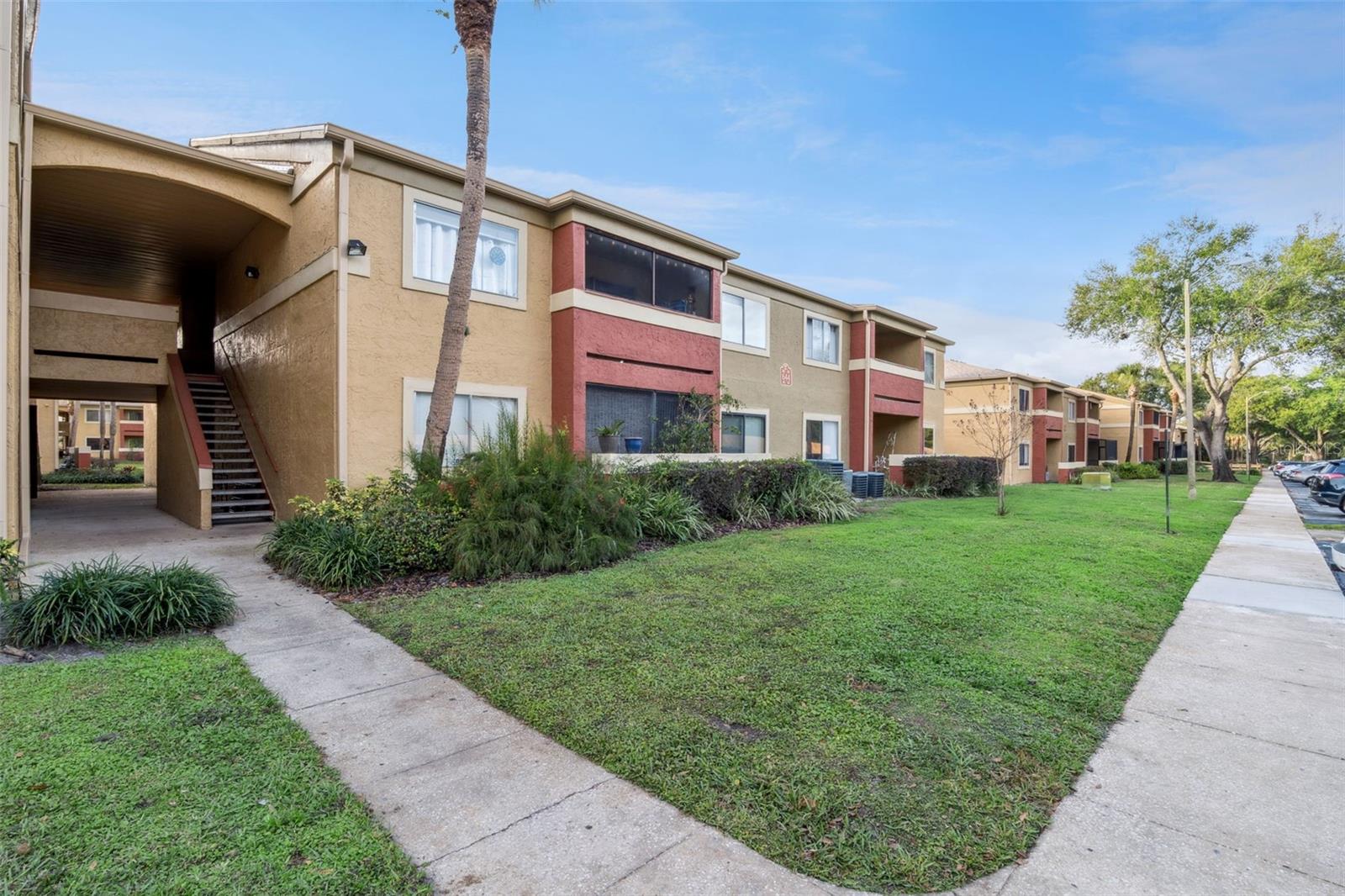 OXFORD SQUARE CONDO - Residential