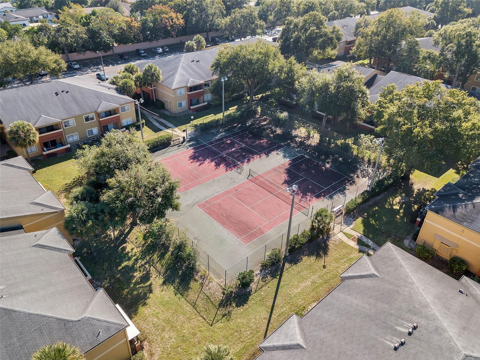 OXFORD SQUARE CONDO - Residential