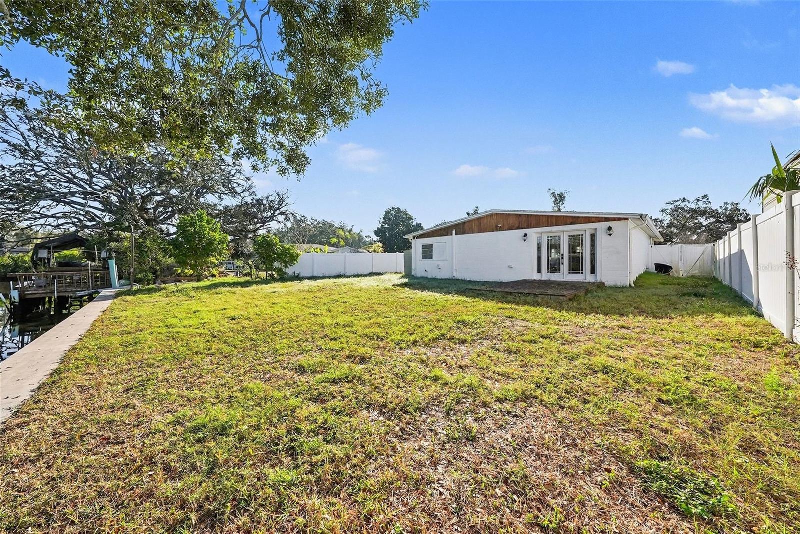 WATERFRONT ESTATES UNIT 2 - Residential