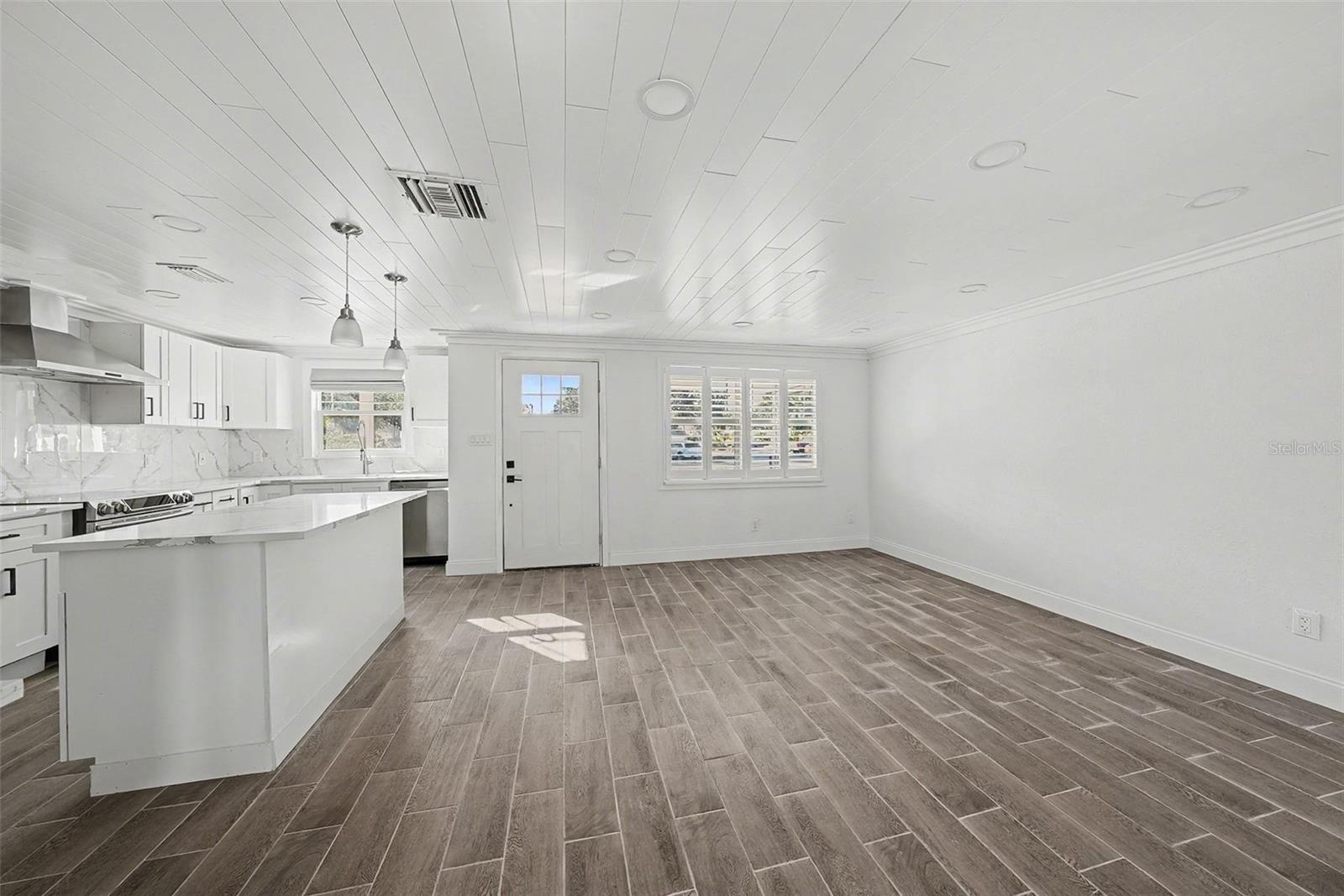 WATERFRONT ESTATES UNIT 2 - Residential