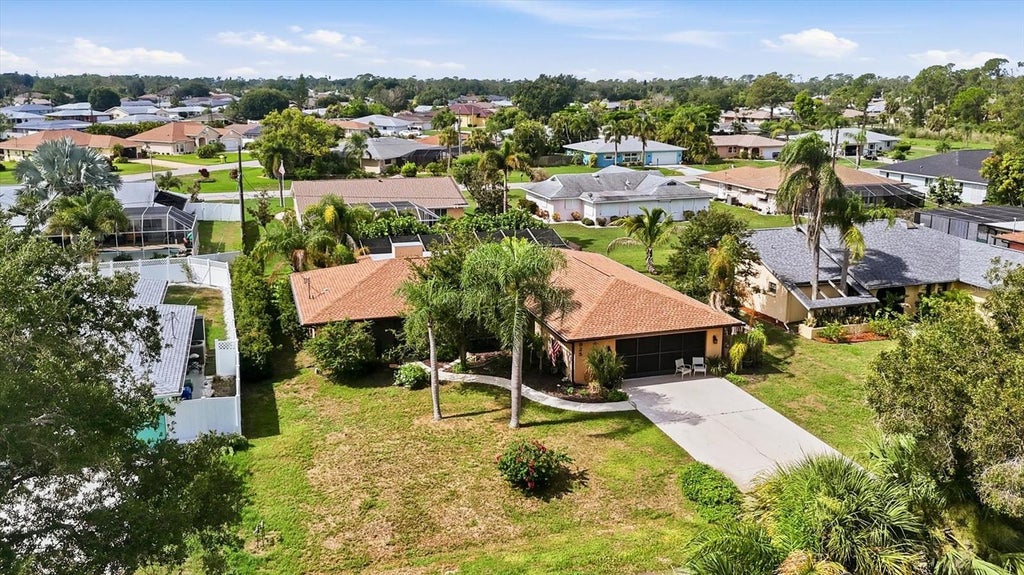 Photo of 925 N Boundary Road, Englewood, FL 34223 (MLS # D6148199)