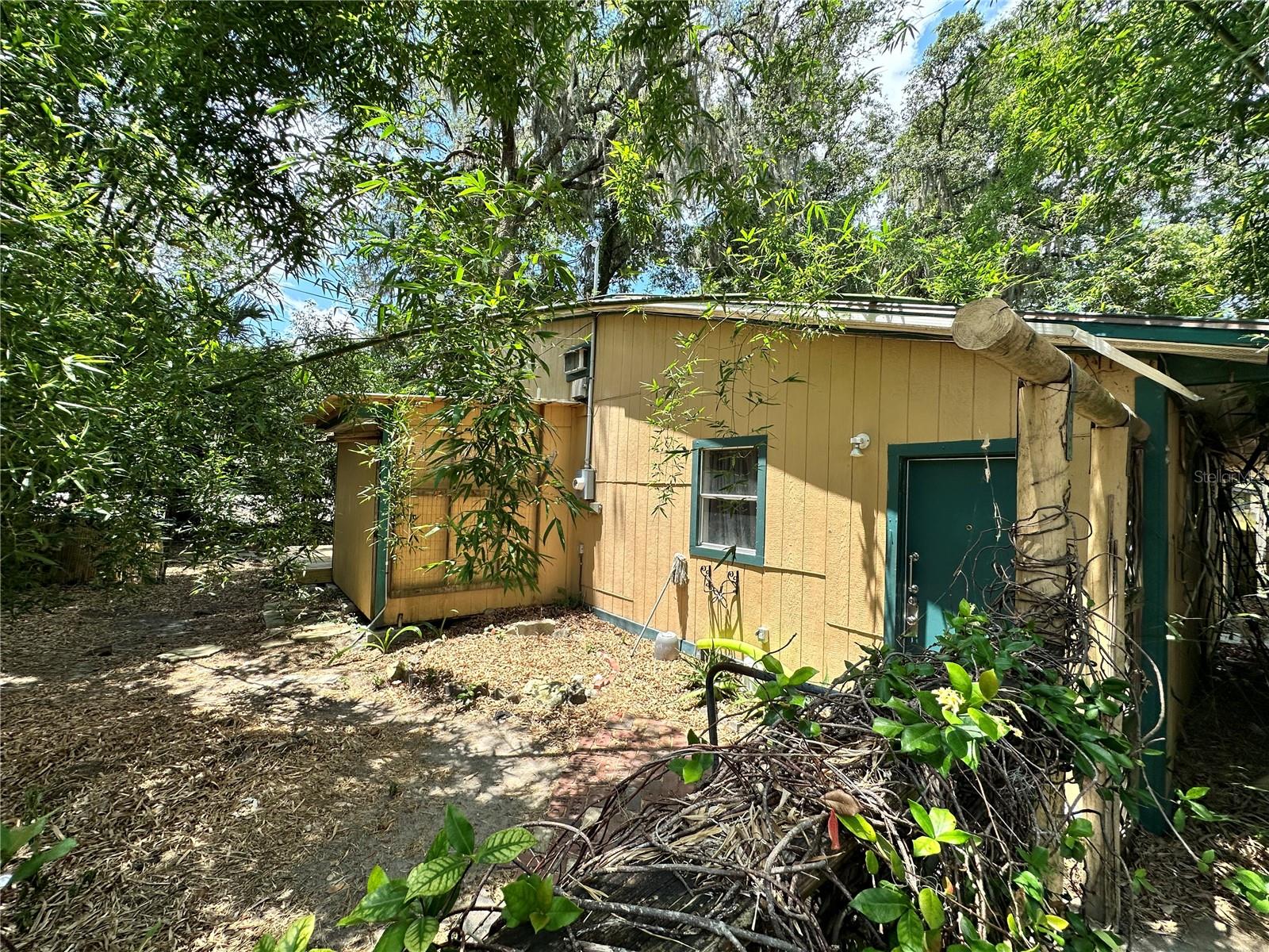 OAK PARK - Commercial Sale