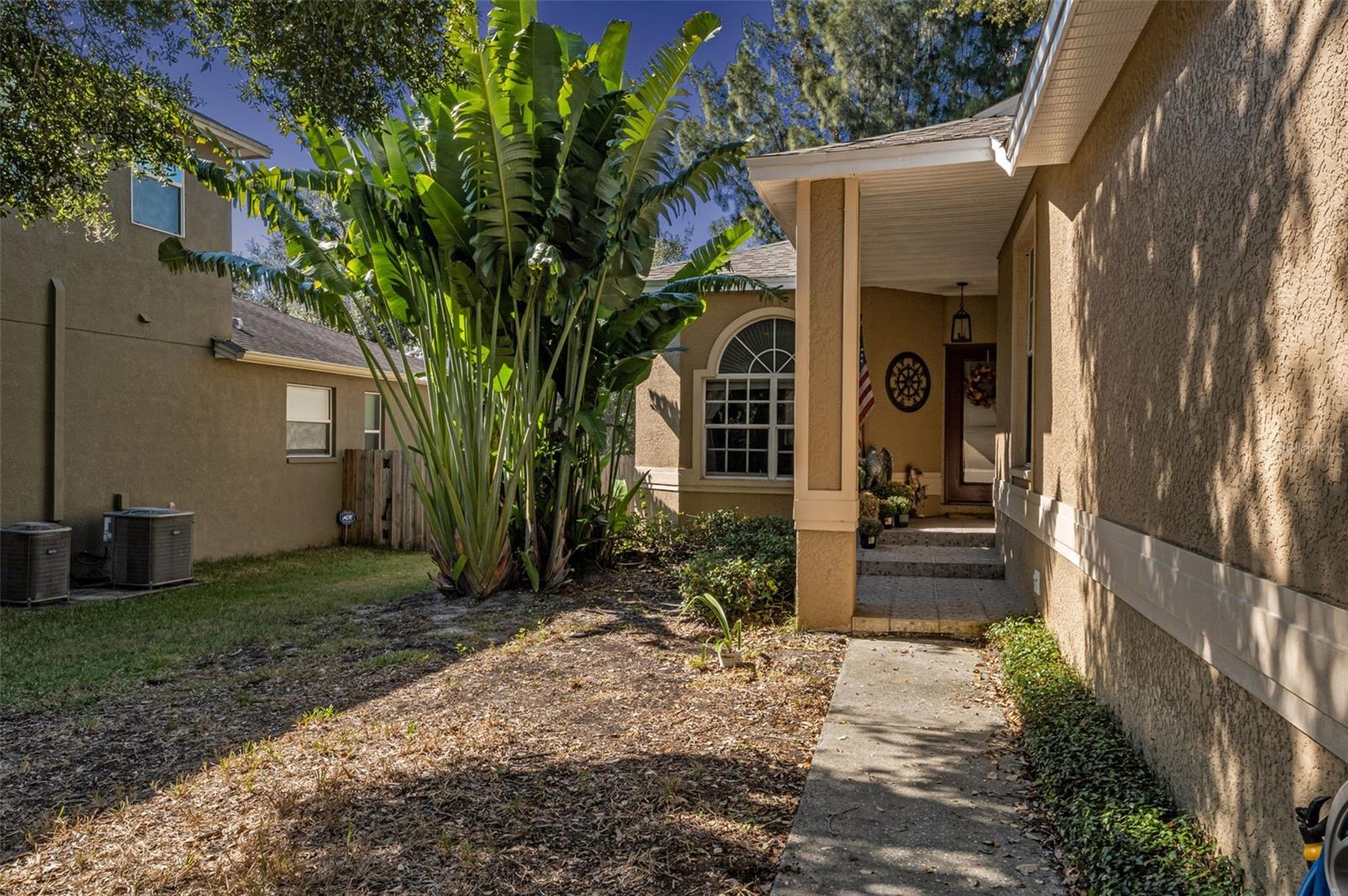 HARBOR HILL PARK - Residential