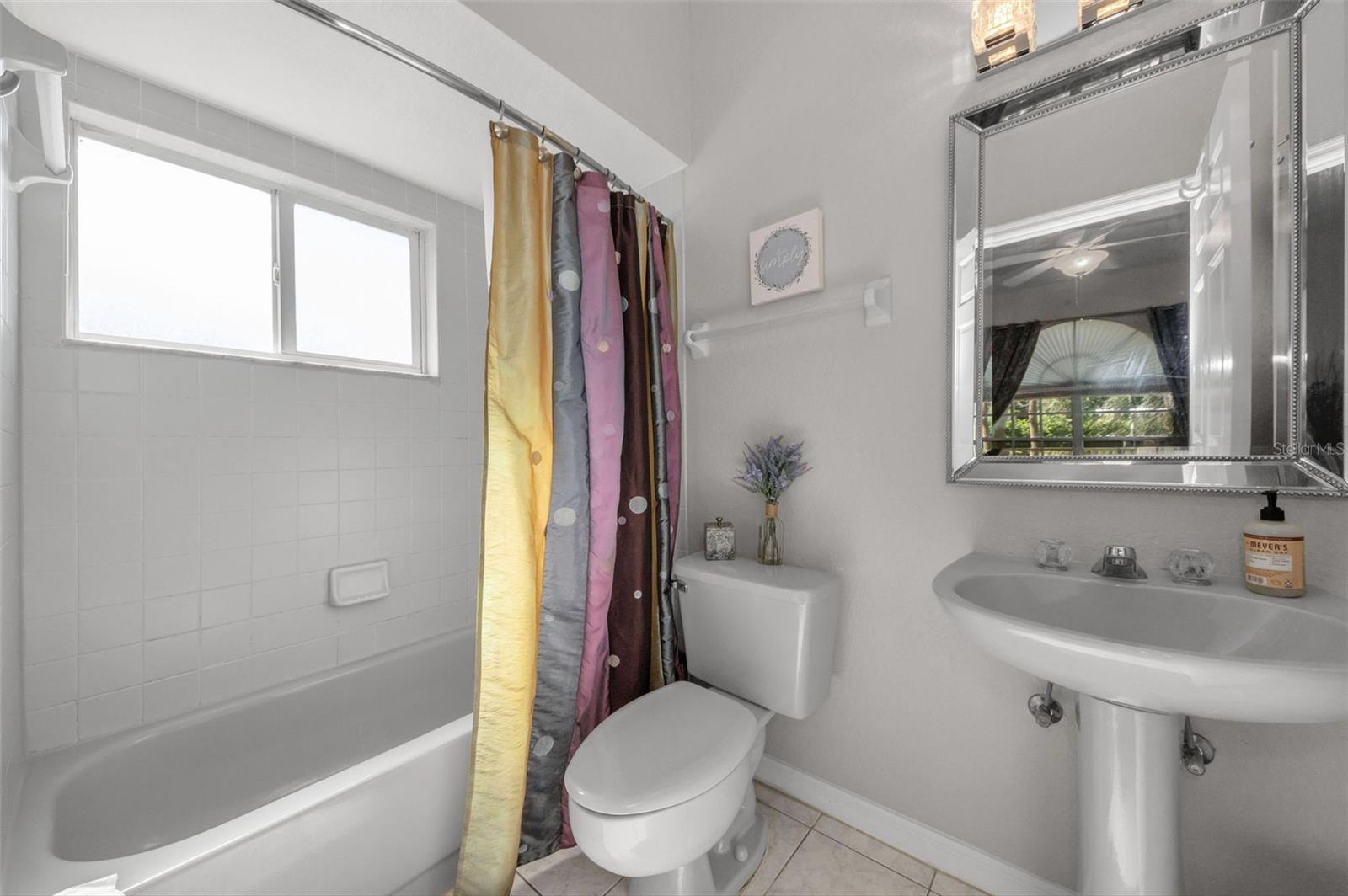 HARBOR HILL PARK - Residential