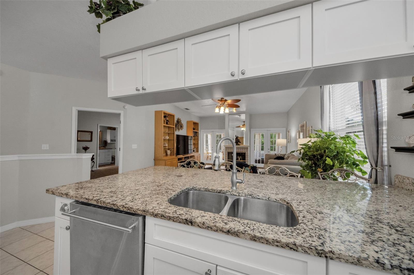 HARBOR HILL PARK - Residential