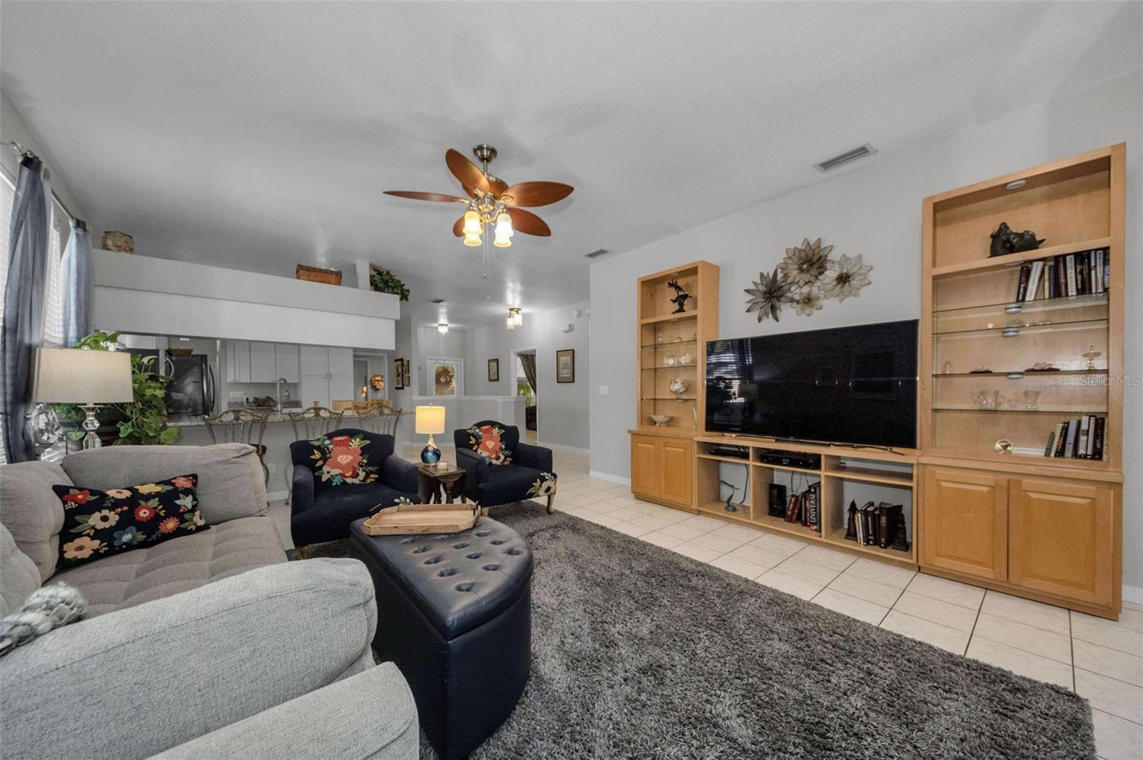 HARBOR HILL PARK - Residential