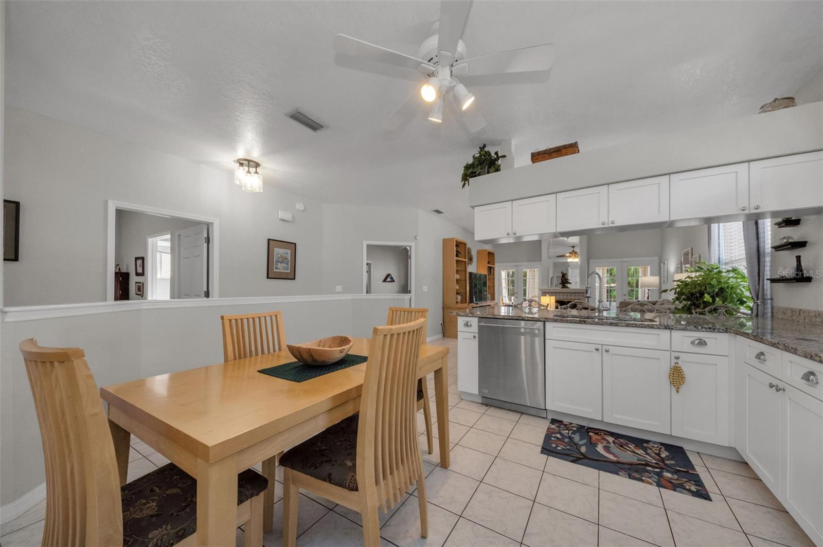 HARBOR HILL PARK - Residential